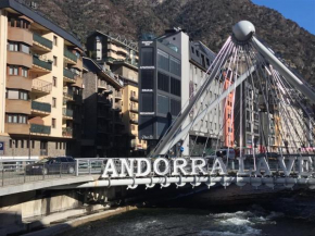 PLAN B Apartholtel 4 person Andorra La Vella